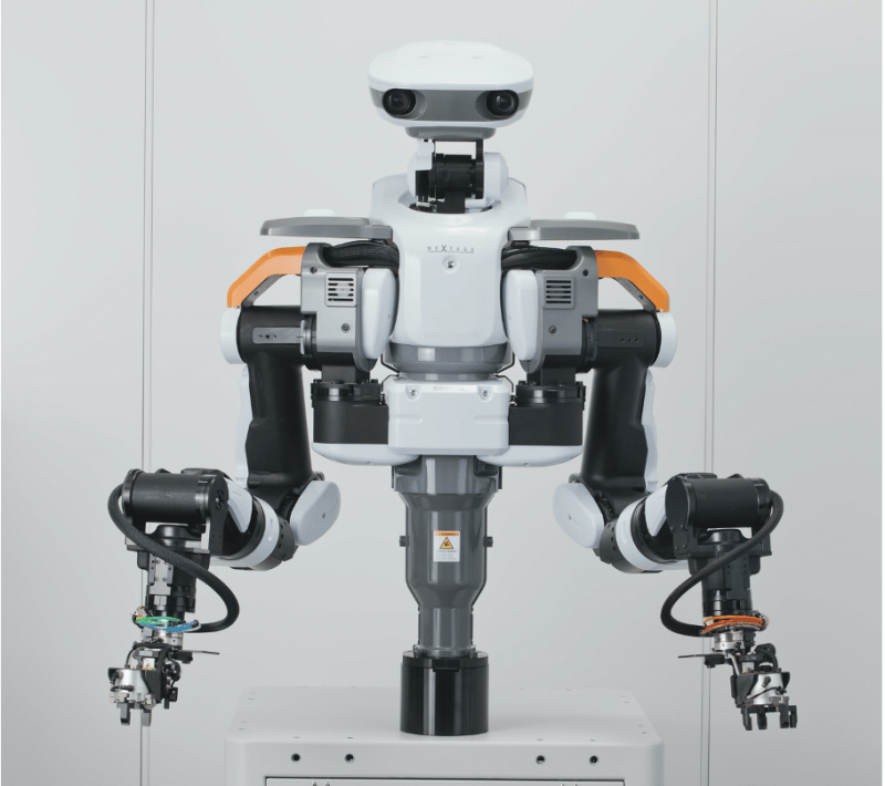 オールインワンタイプのヒト型ロボット